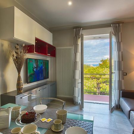 Versilia Residence 利多迪卡马约雷 外观 照片
