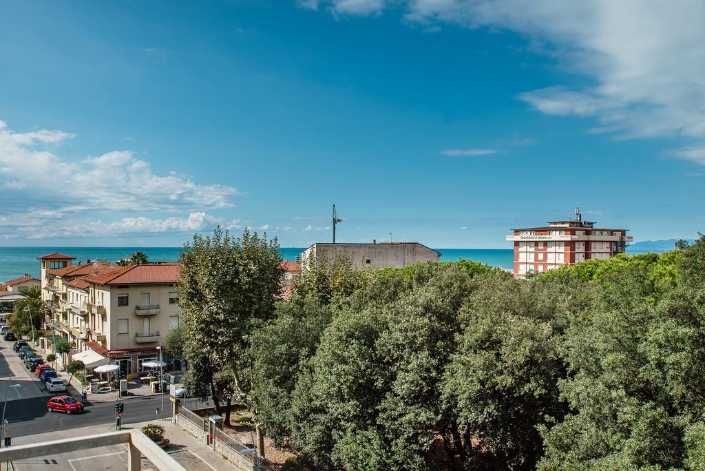 Versilia Residence 利多迪卡马约雷 外观 照片
