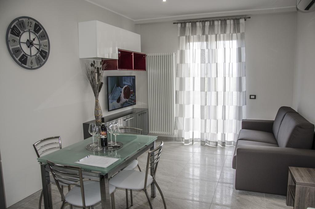 Versilia Residence 利多迪卡马约雷 外观 照片